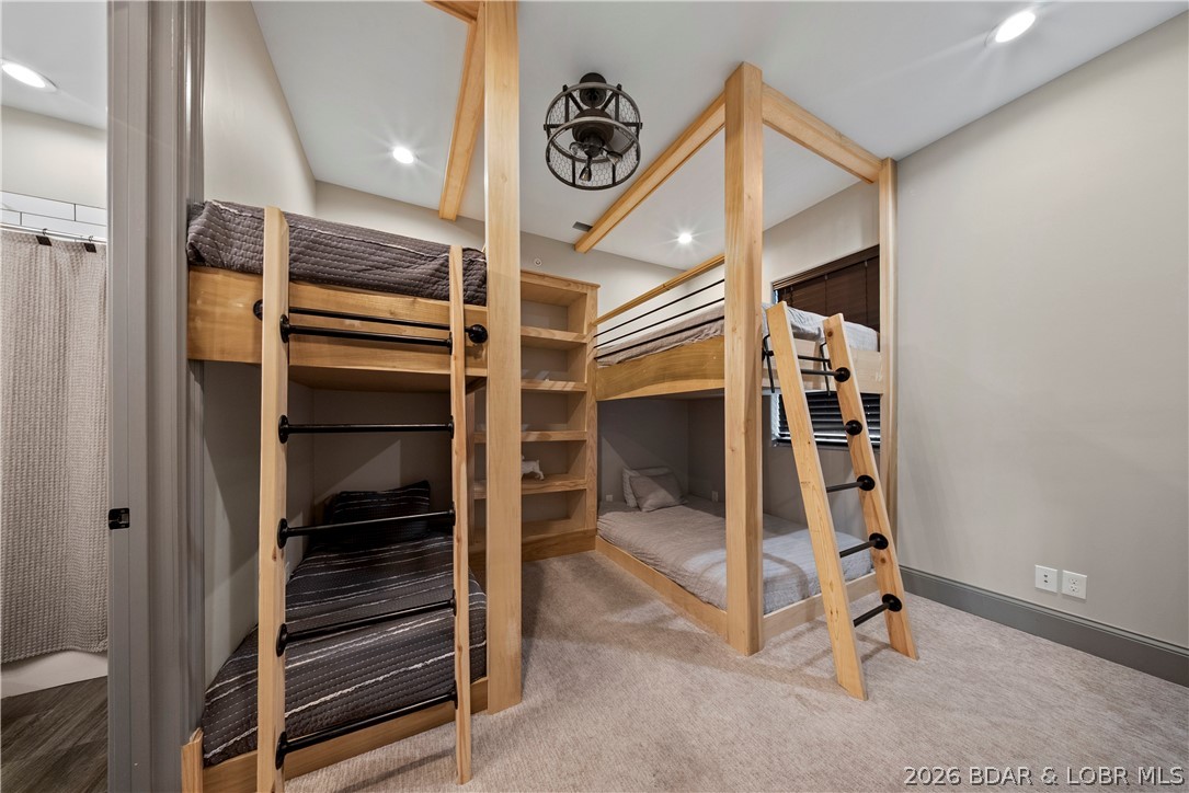 The Hamptons Condominium - Residential