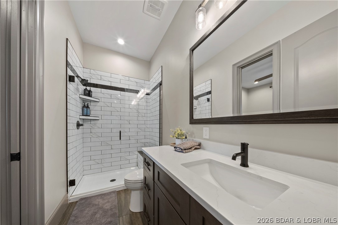 The Hamptons Condominium - Residential
