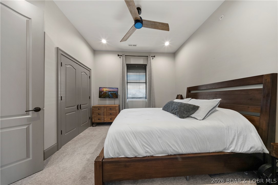 The Hamptons Condominium - Residential