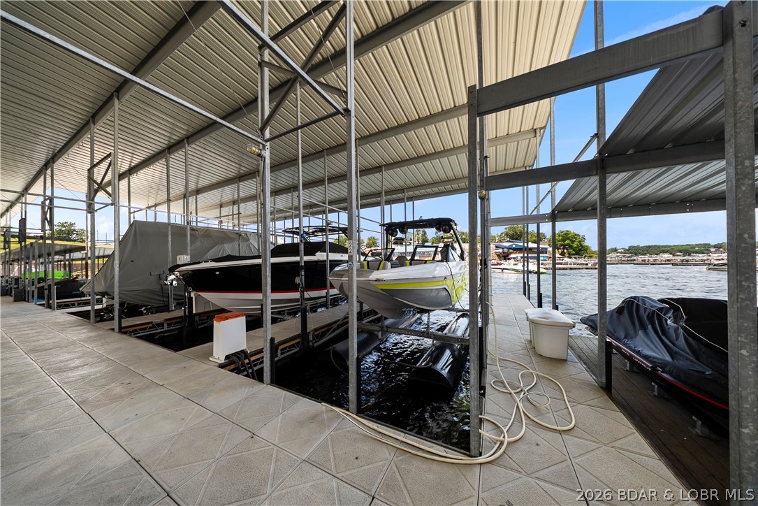 The Hamptons Condominium - Residential