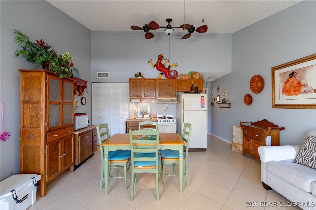 Southwood Shores Condominium - Residential