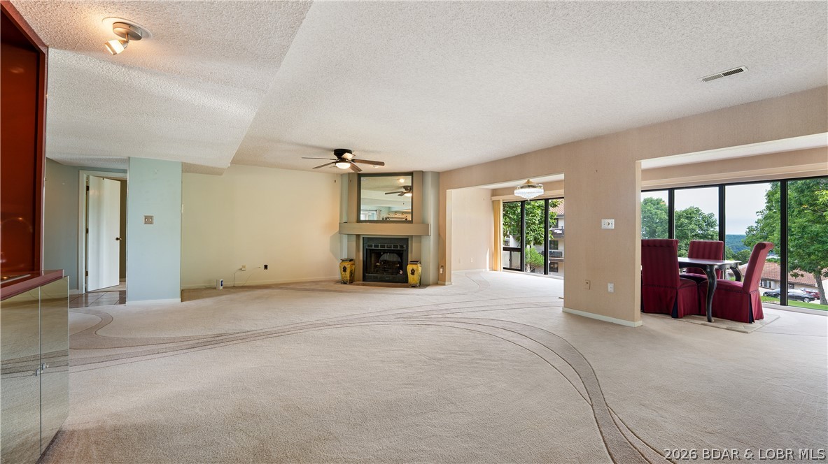 Four Seasons Racqt-Cntry Club - Residential
