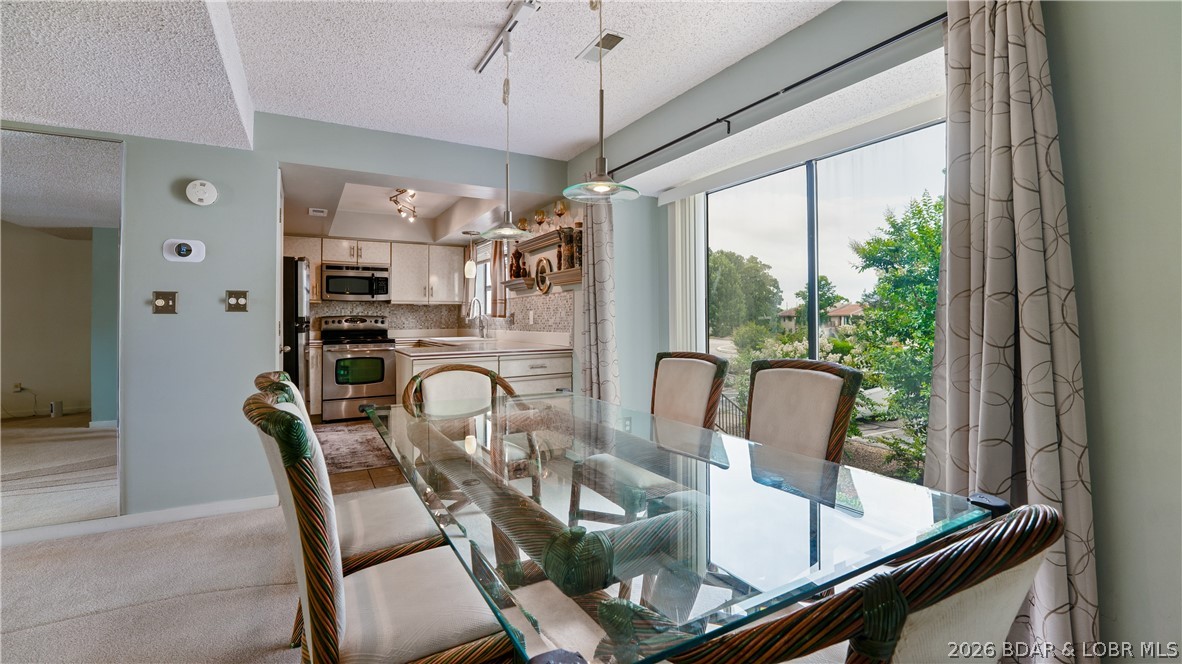 Four Seasons Racqt-Cntry Club - Residential