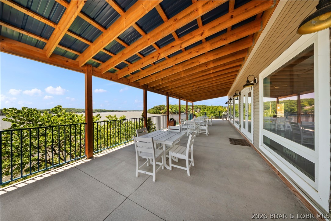 Palisades Condominium - Residential