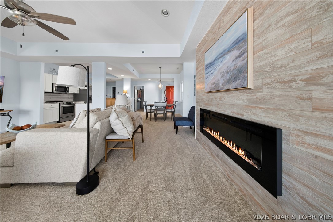 Palisades Condominium - Residential