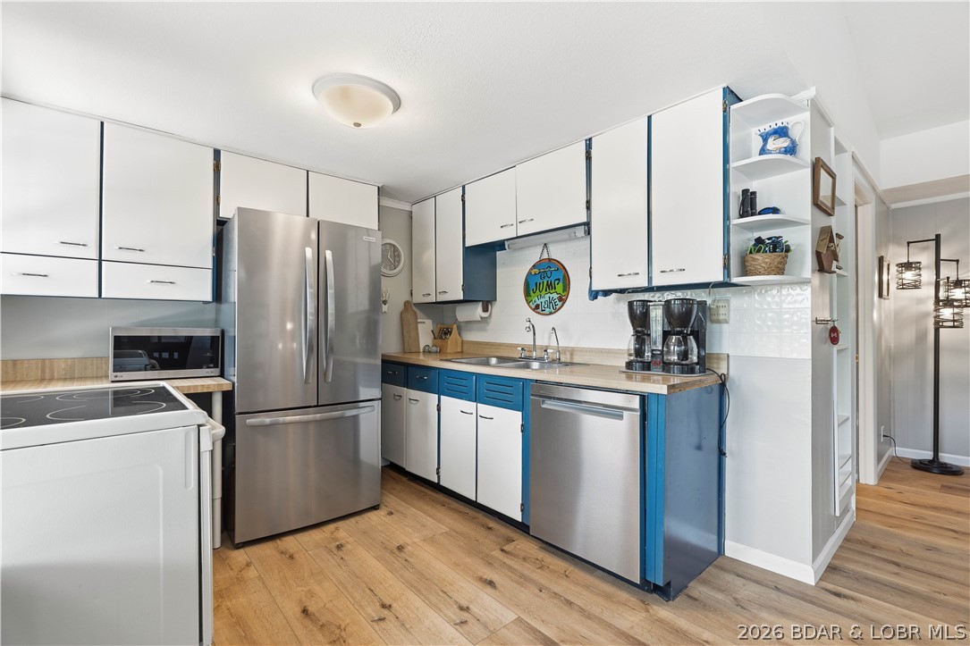 Mel-Dor Acres - Residential