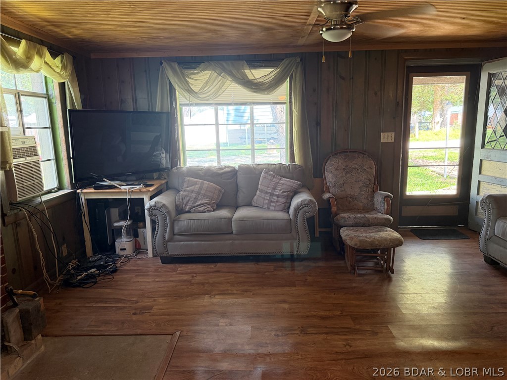Lazy Acres - Residential