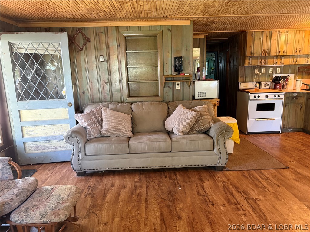 Lazy Acres - Residential