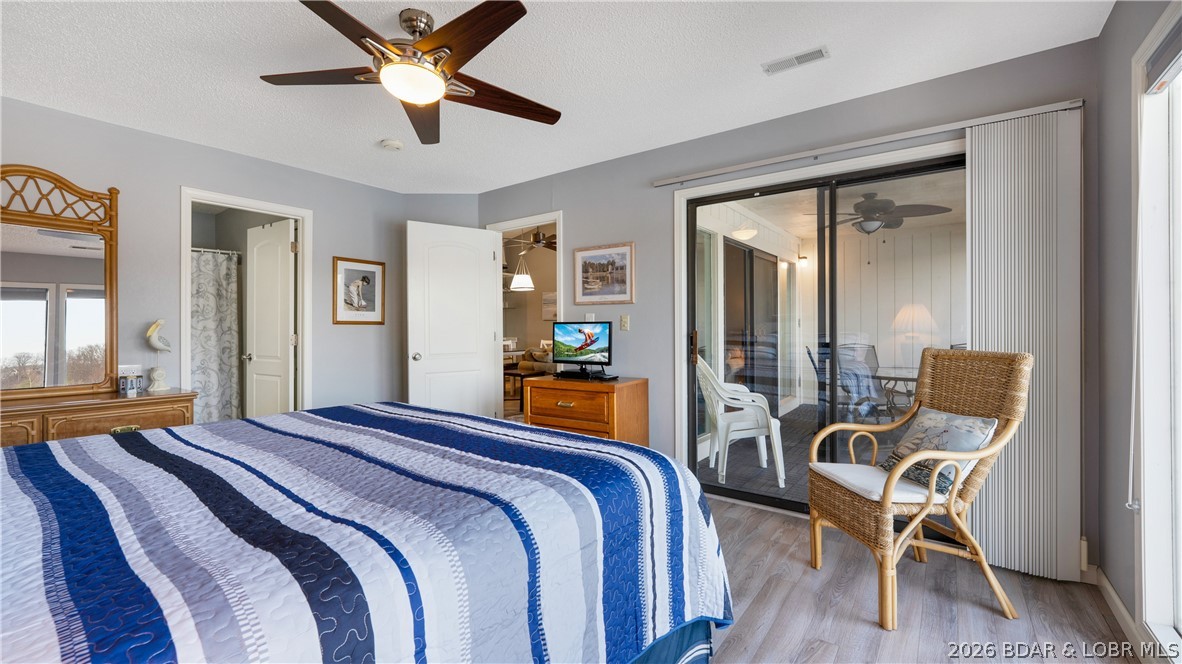Jonathans Landing - Residential