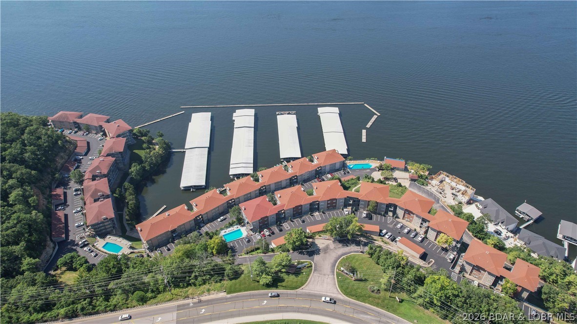 Palisades Condominium - Residential