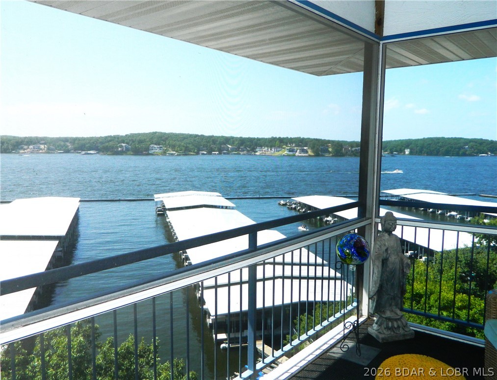 Palisades Condominium - Residential