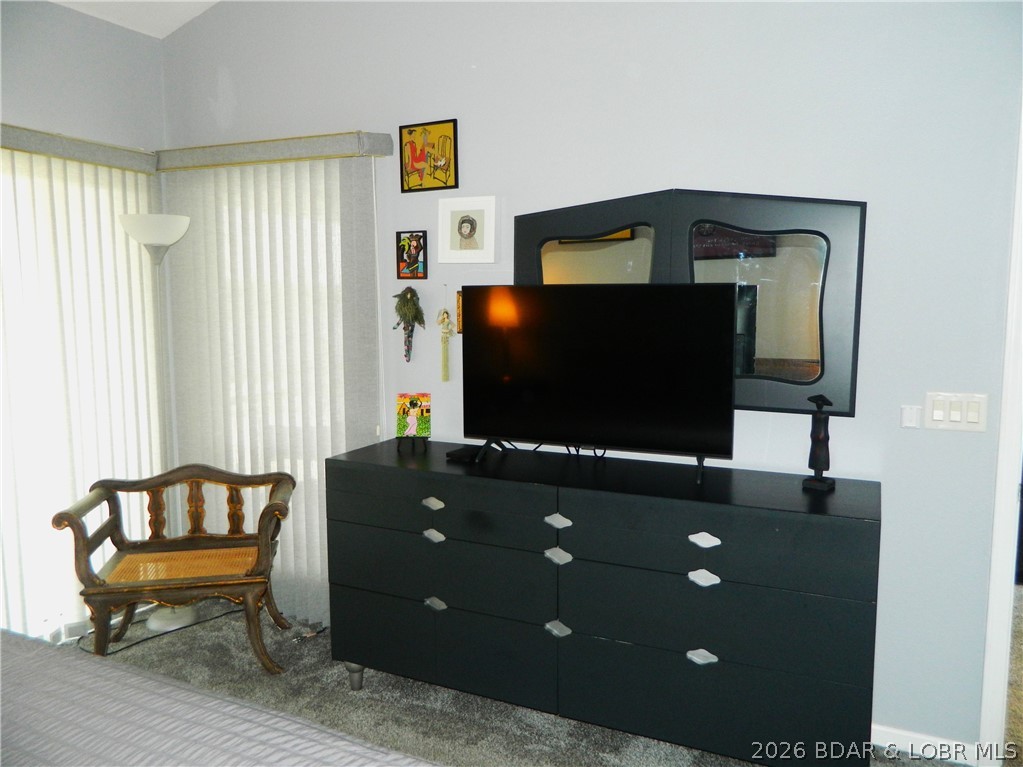 Palisades Condominium - Residential