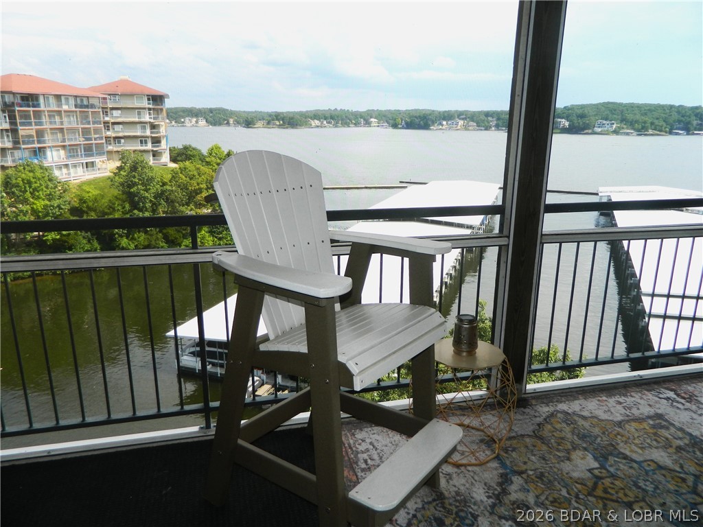 Palisades Condominium - Residential