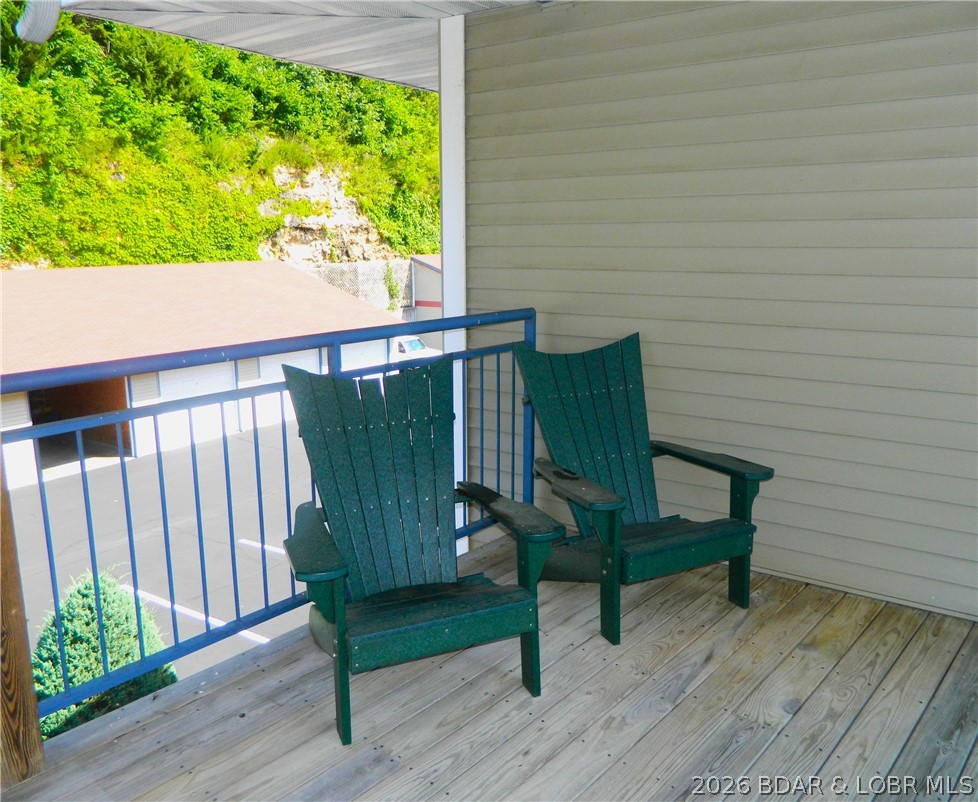 Palisades Condominium - Residential