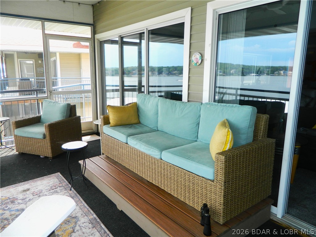 Palisades Condominium - Residential