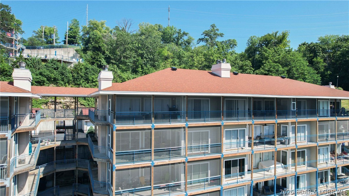 Palisades Condominium - Residential