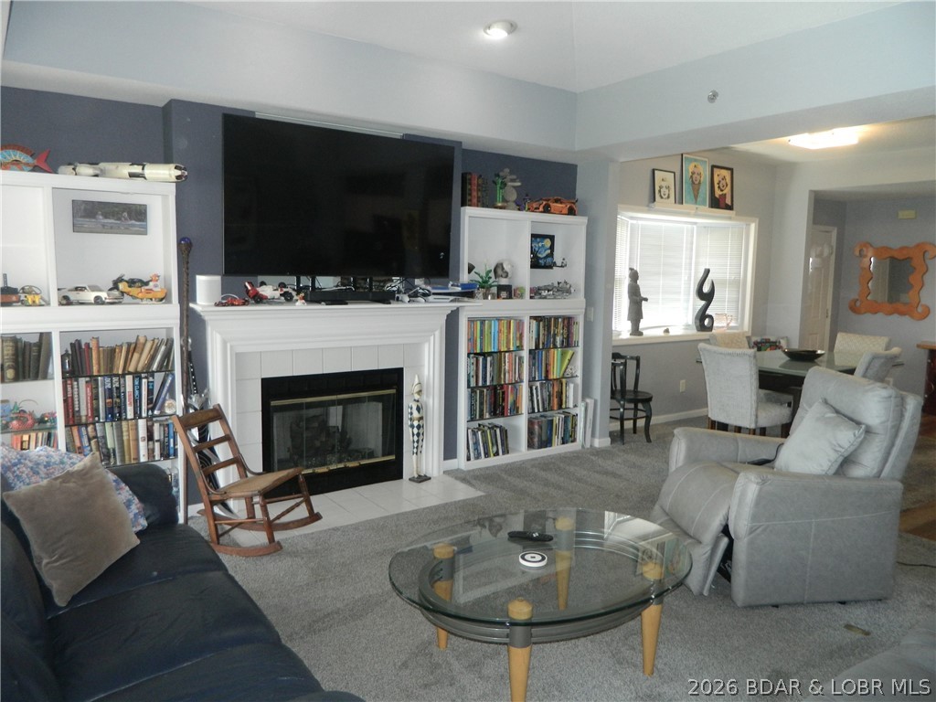 Palisades Condominium - Residential