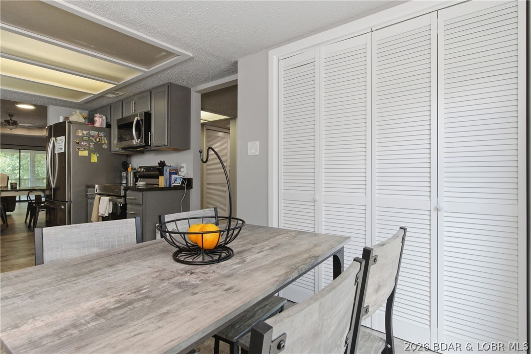 Four Seasons Racqt-Cntry Club - Residential
