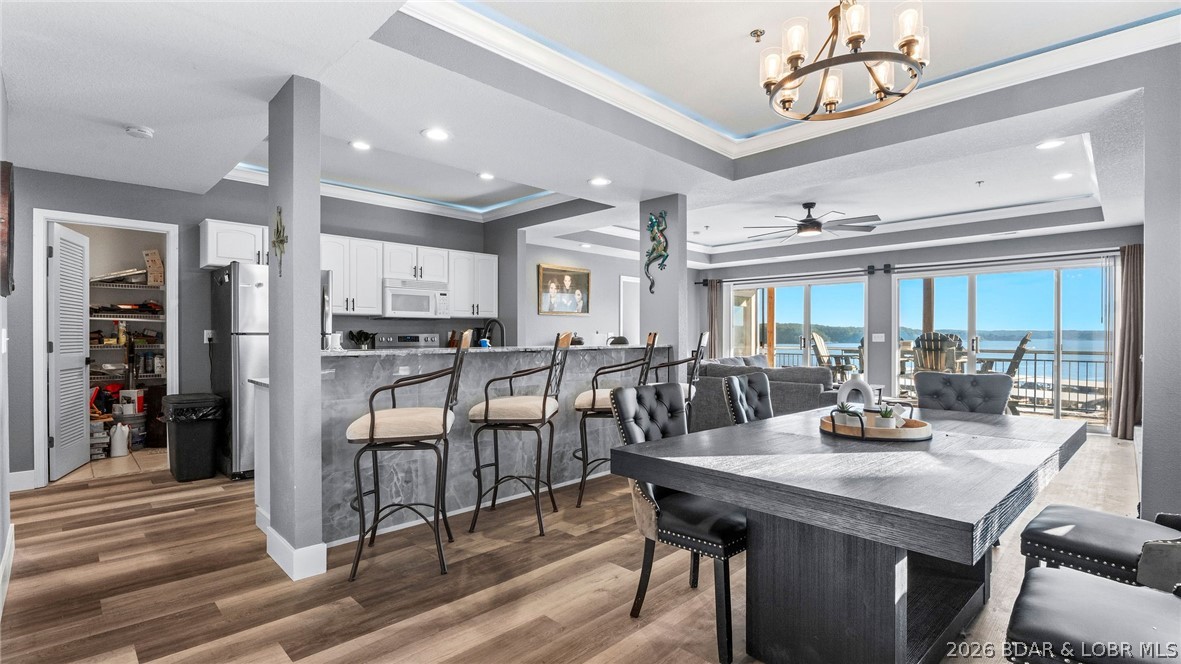 Palisades Condominium - Residential