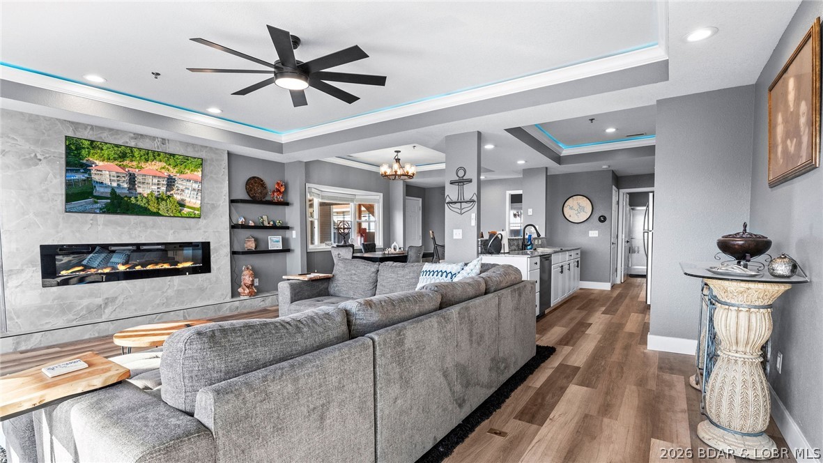 Palisades Condominium - Residential