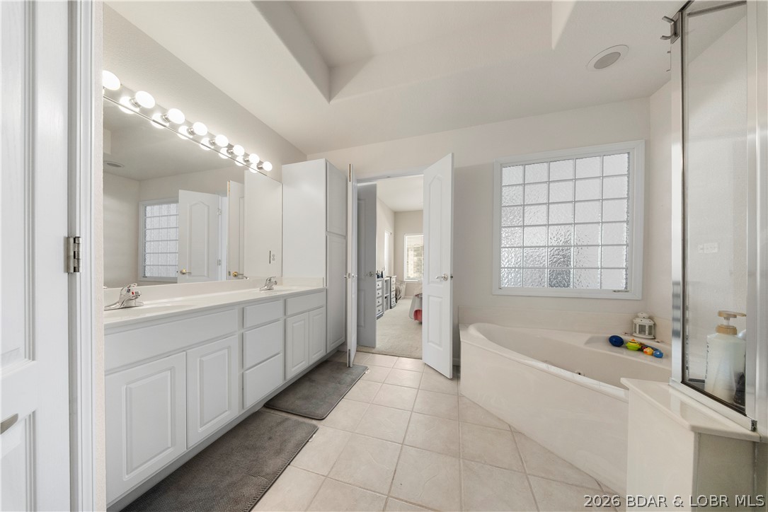 Monarch Cove Condominium - Residential