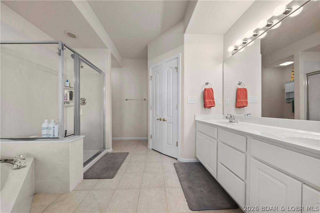 Monarch Cove Condominium - Residential