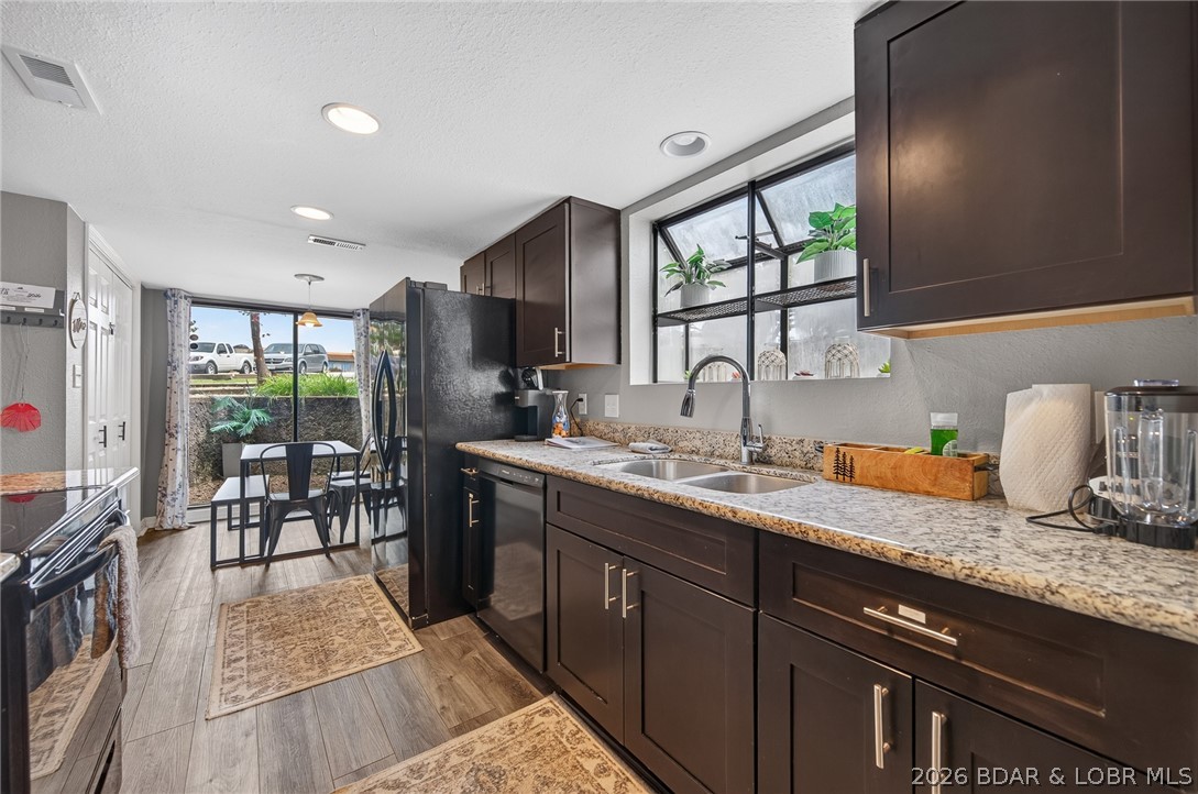 Four Seasons Racqt-Cntry Club - Residential