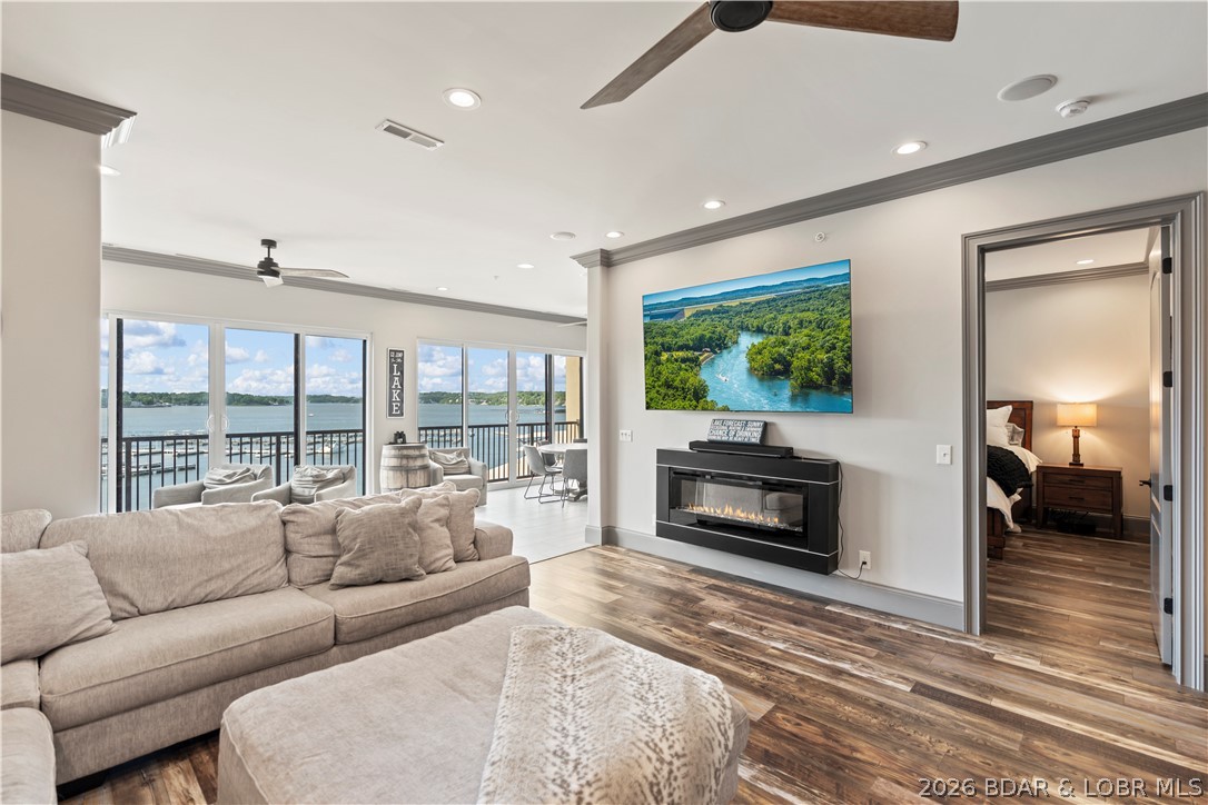 The Hamptons Condominium - Residential