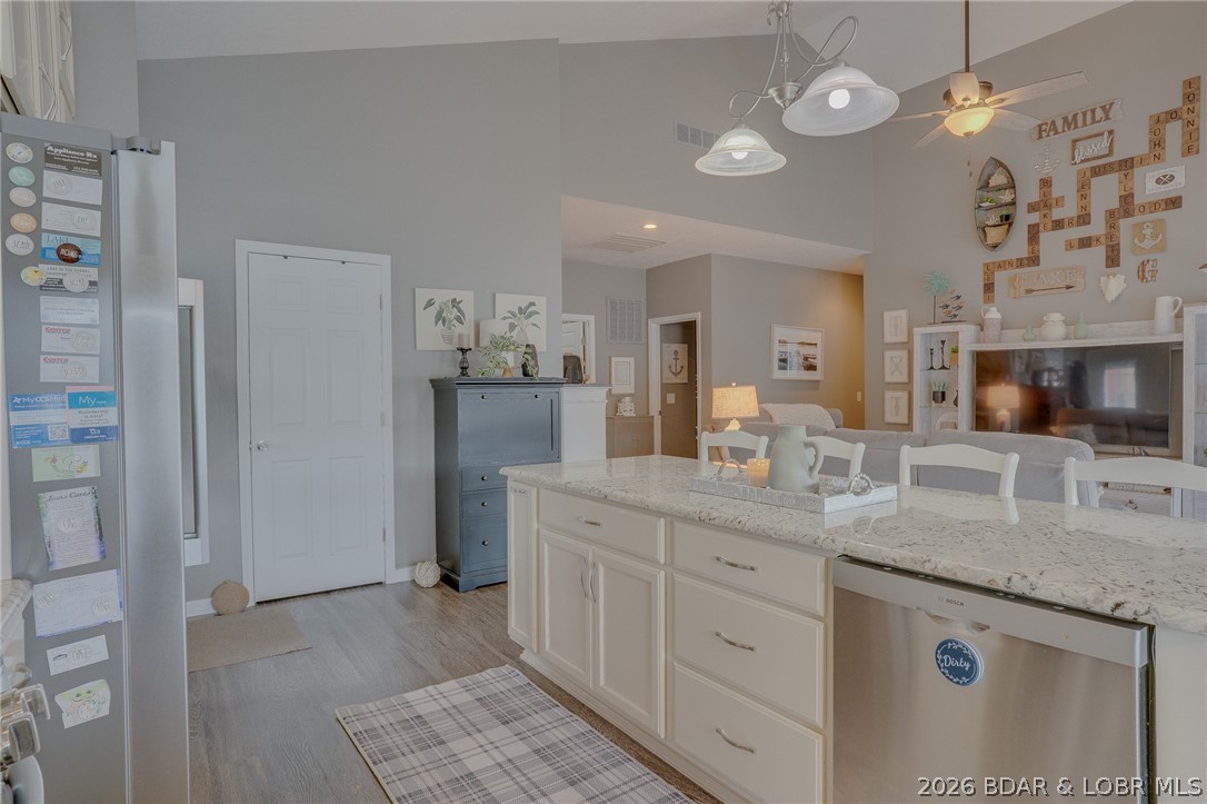 Windsor Manor - Residential