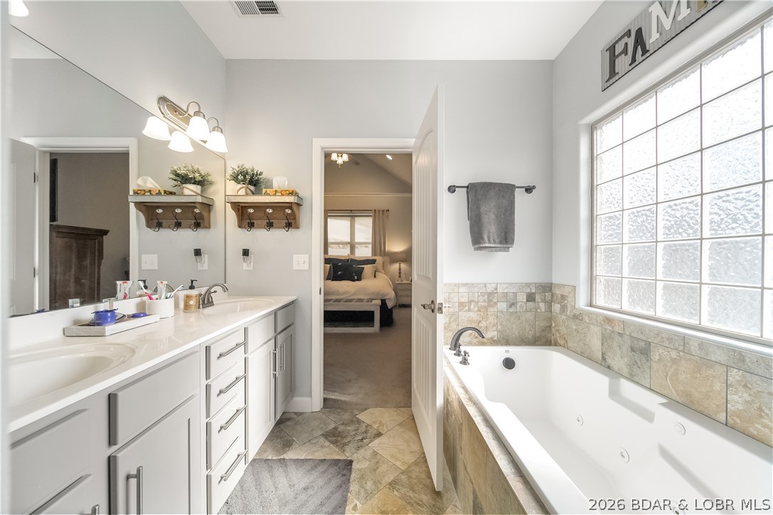 Kahala Estates - Residential