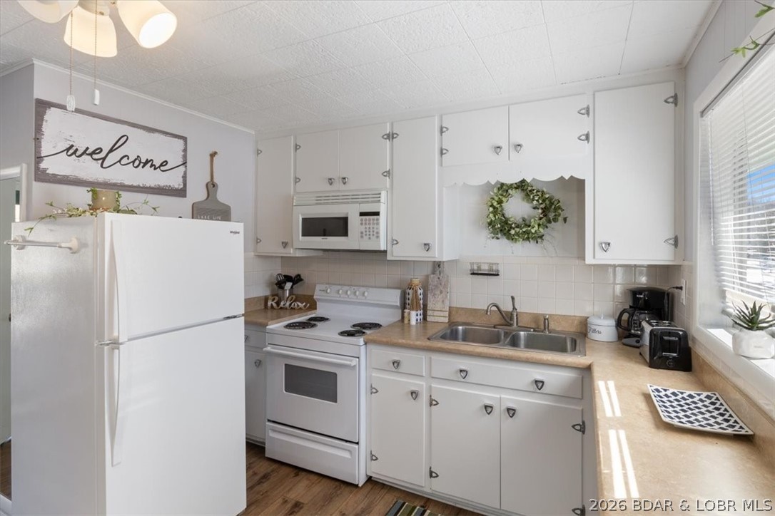 Bass Point - Residential