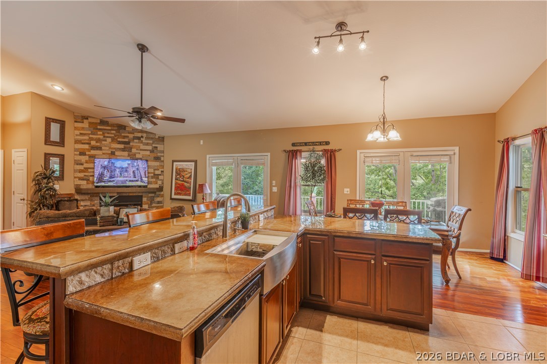 Willow Creek Estates - Residential