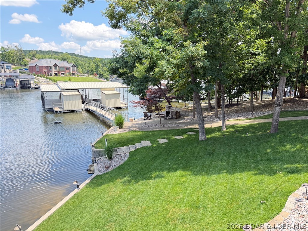 Forestridge Village At Shawnee - Residential