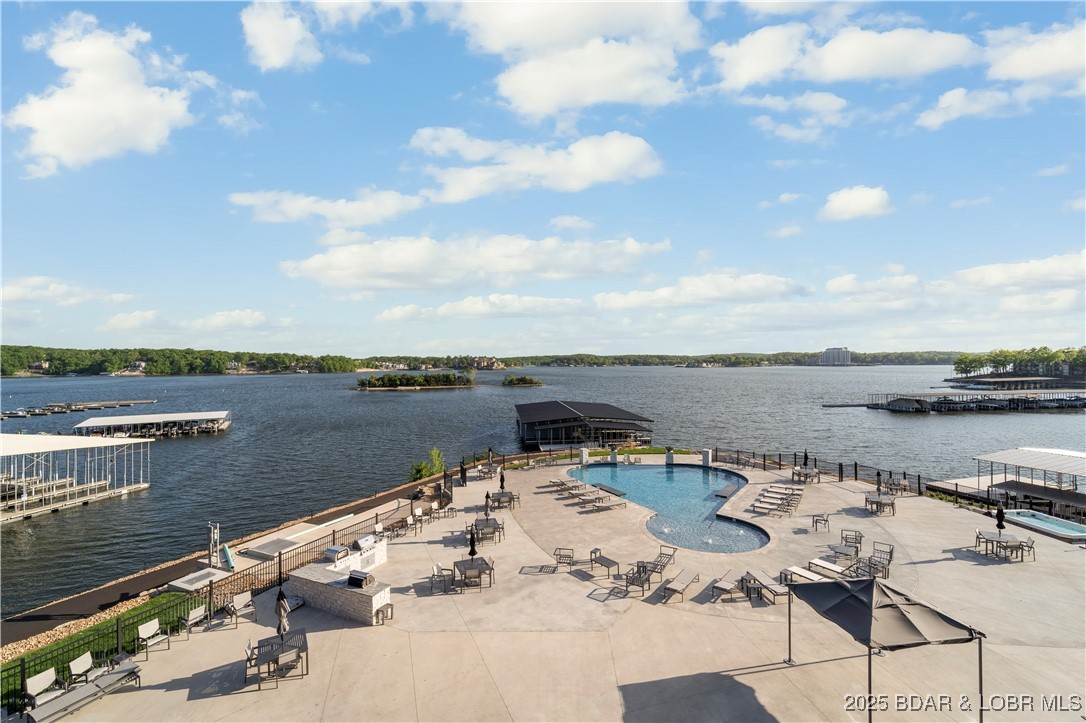 Havens at Village of Four Seasons Condo - Residential