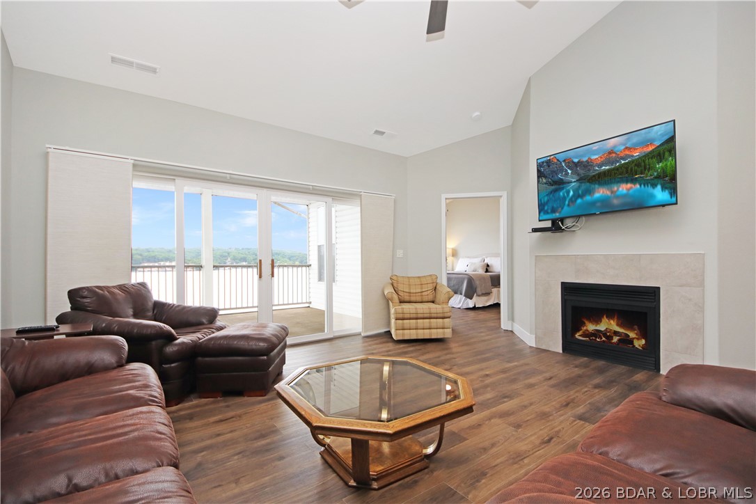 Isla Del Sol - Residential
