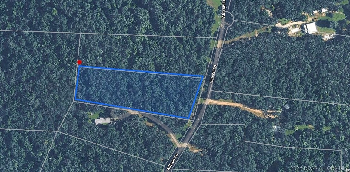 Looking for a private getaway near the lake? This 3-acre property on Allison Lane in Versailles, MO offers the perfect opportunity to enjoy nature while staying close to one of Missouri’s most popular destinations.
Located near Ivy Bend Road, this parcel provides quick access to the Lake of the Ozarks, making it a great central location for days filled with boating, fishing, and relaxation. The land offers a mix of open space and natural surroundings, ideal for your future dream  home.
With its combination of affordability, location, and versatility, this property is a must-see for outdoor enthusiasts and those seeking a slower pace of life.
Property Features:
• 3 acres of usable land
• Quiet rural location on Allison Lane
• Minutes from Ivy Bend lake access
• Suitable for your dream home
• Peaceful setting with natural surroundings