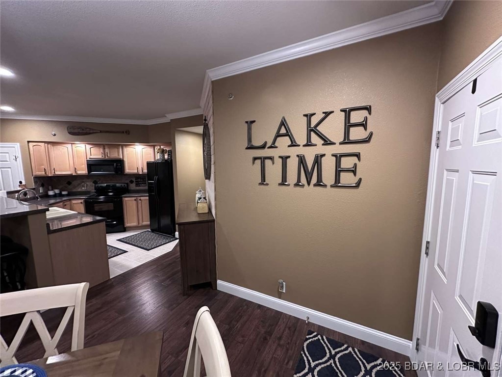 Lighthouse Pointe Condominium - Residential