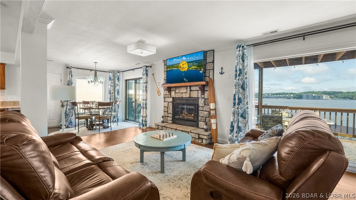 Harbor One - Residential
