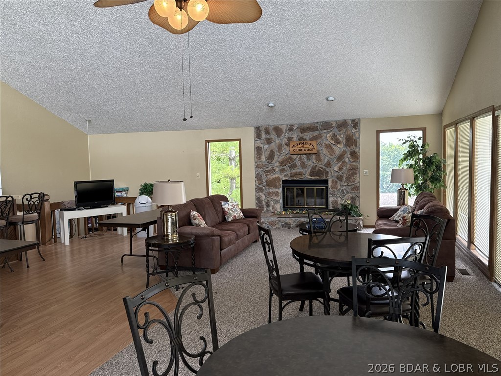 Jonathans Landing - Residential