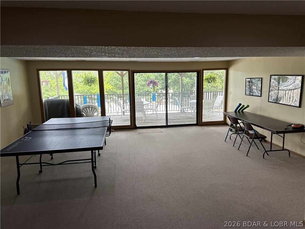 Jonathans Landing - Residential