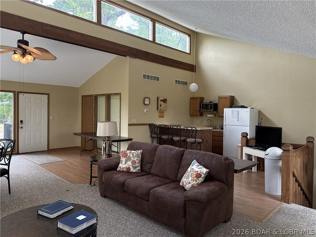 Jonathans Landing - Residential