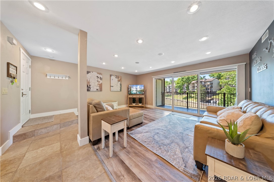 Waters Edge Condominium - Residential