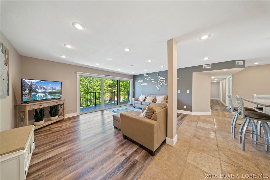Waters Edge Condominium - Residential