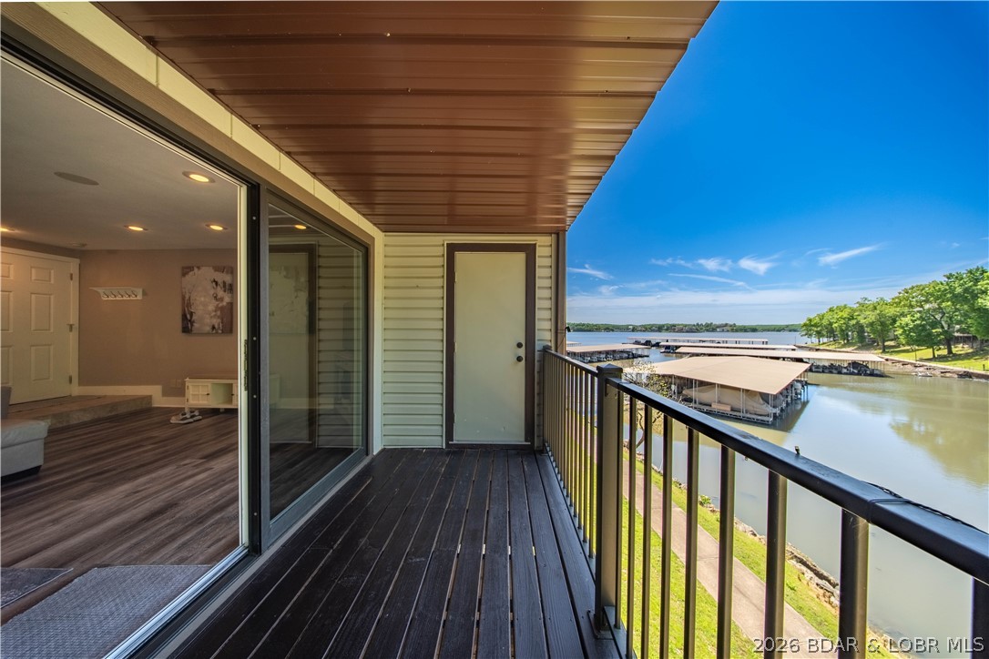 Waters Edge Condominium - Residential