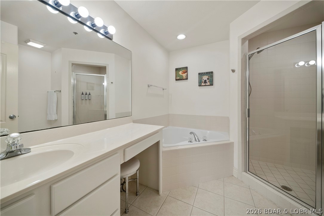 The Falls Condo - East Shore - Residential