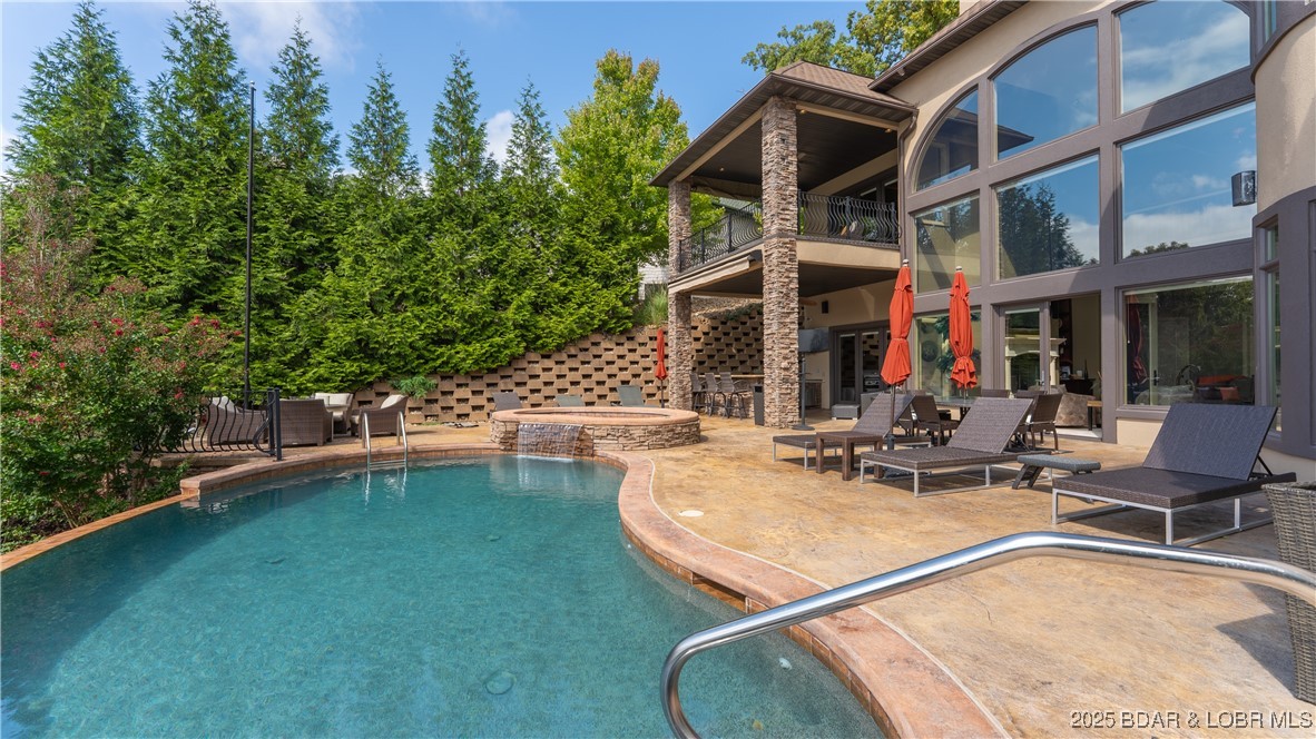 The Villages At Shawnee Bend - Residential