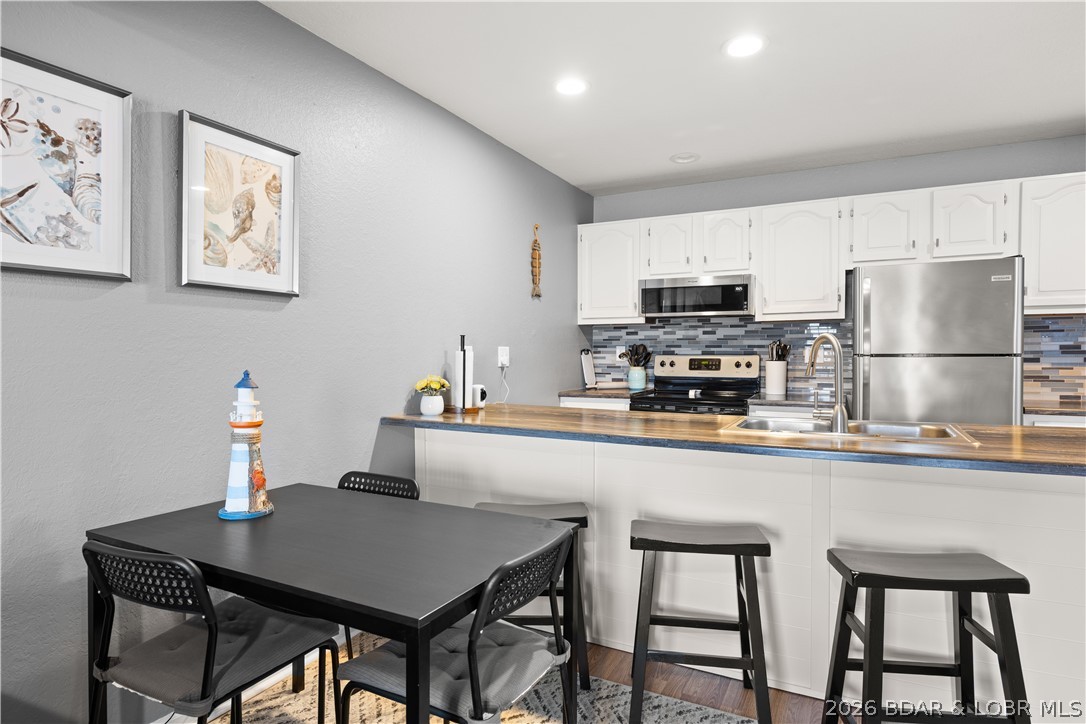 Tara Condominium - Residential