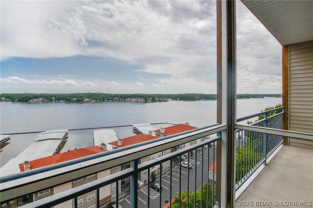 Palisades Condominium - Residential