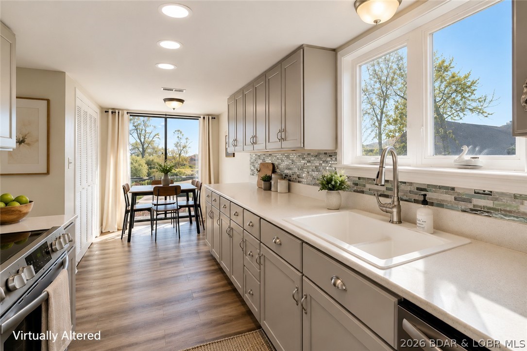 Four Seasons Racqt-Cntry Club - Residential