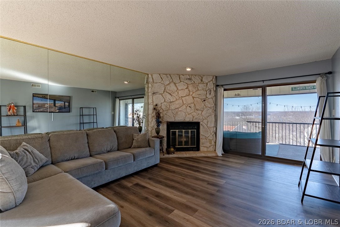 Four Seasons Racqt-Cntry Club - Residential